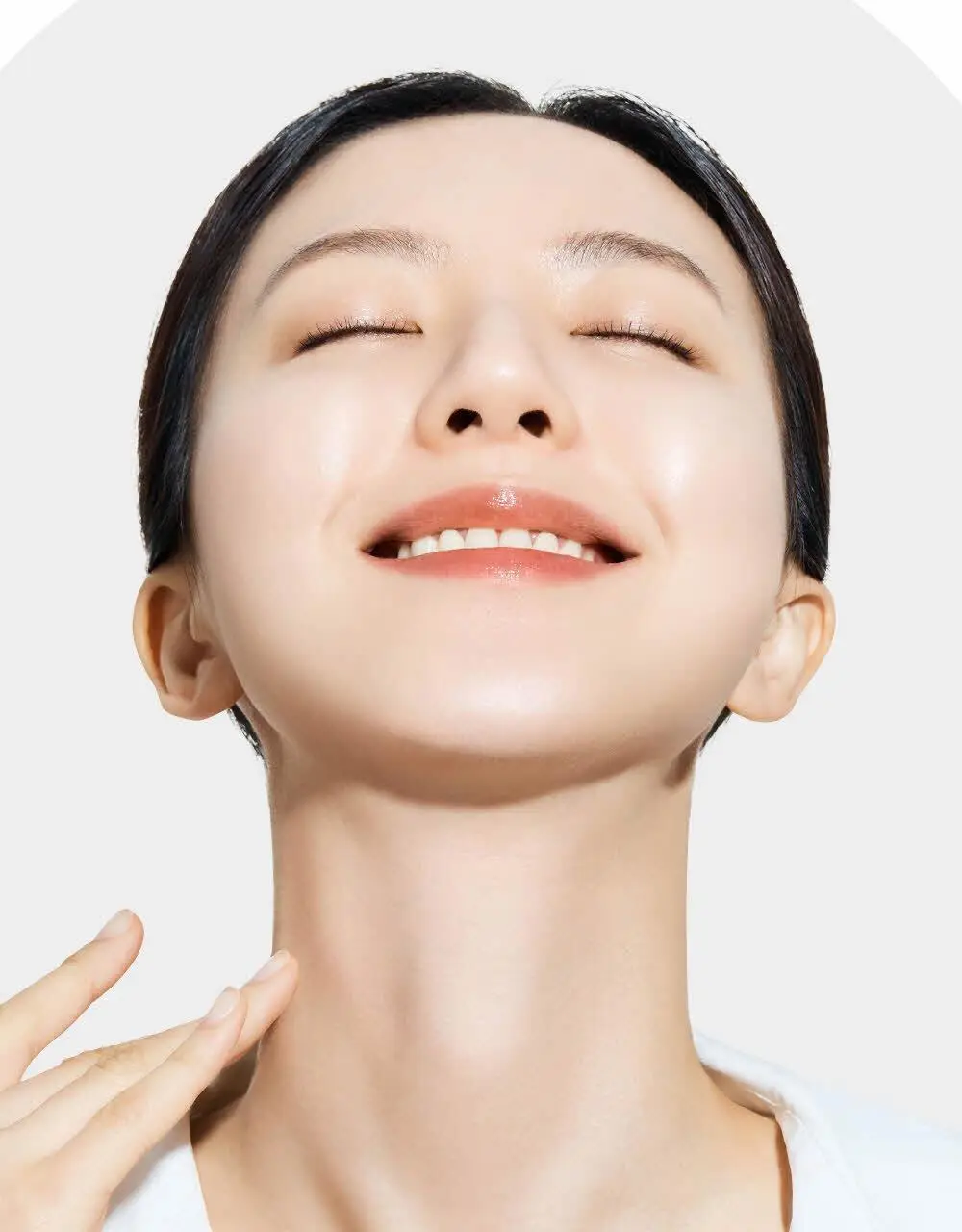 [목주름 개선] 도미나스 앳클리닉 레티놀 1600 넥 샷 목주름 세럼 30ml 상세페이지 10